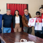 Entrega de indumentaria a deportista paralímpico que representará a Jujuy